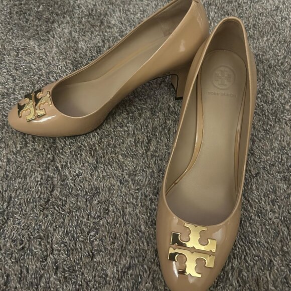 Tory Burch women's shoes size 7.5, beige, block heel, good condition - Picture 2 of 4